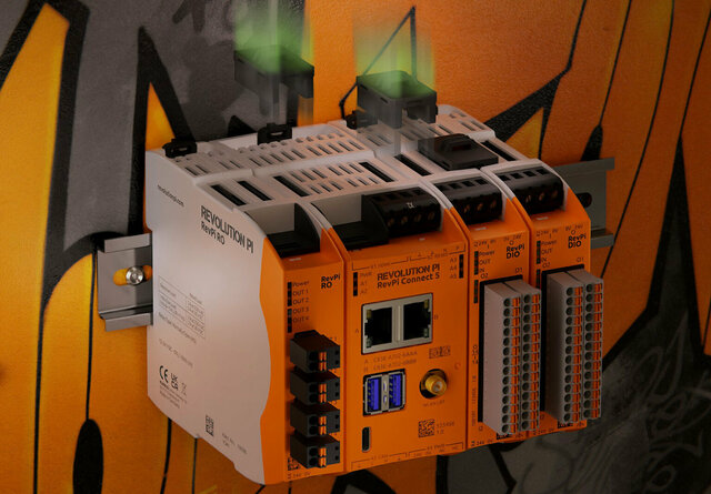 RevPi modules connected via PiBridge connector demonstrating plug and play functionality through top interface connection - industrial automation simplified