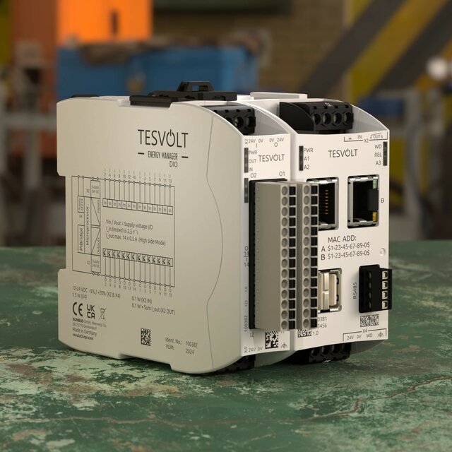 Illustration of the RevPi Connect and RevPi DIO as white labeling products for Tesvolt AG